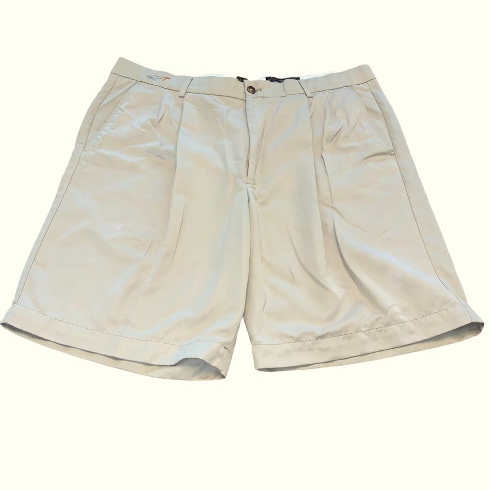 Greg Norman Men’s Khaki Pleated Shorts Size 38